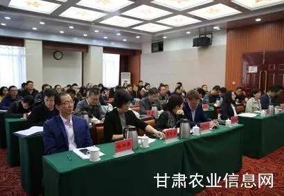 甘肃富锌马铃薯小农户试点项目启动会在兰州召开 - 时政要闻 - 资讯中心 - 项目,马铃薯,富锌,甘肃,启动,农户,农业,试点,粮食