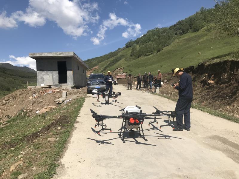 临夏凯恒咨询效劳有限公司在临夏县三岔坪国营林场开展无人机飞防作业 - 子公司要闻 - 资讯中心 - 凯恒   无人机
